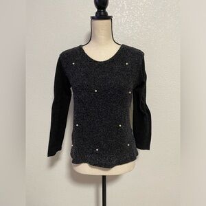 Me•sense black with pearls long sleeve blouse